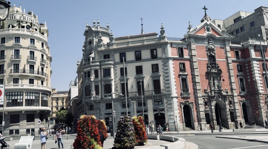 Rue de la grand via Madrid